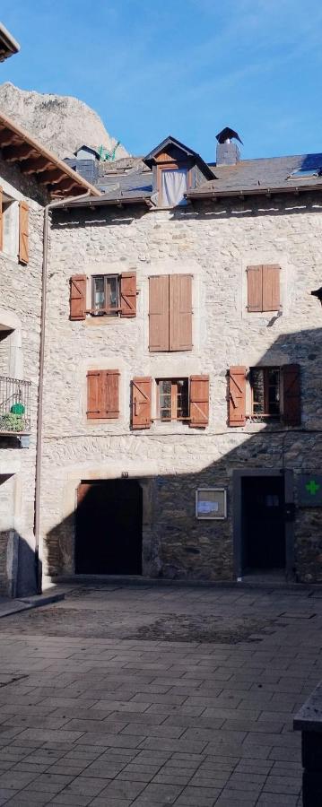 Apartamento Centro Benasque Eksteriør billede